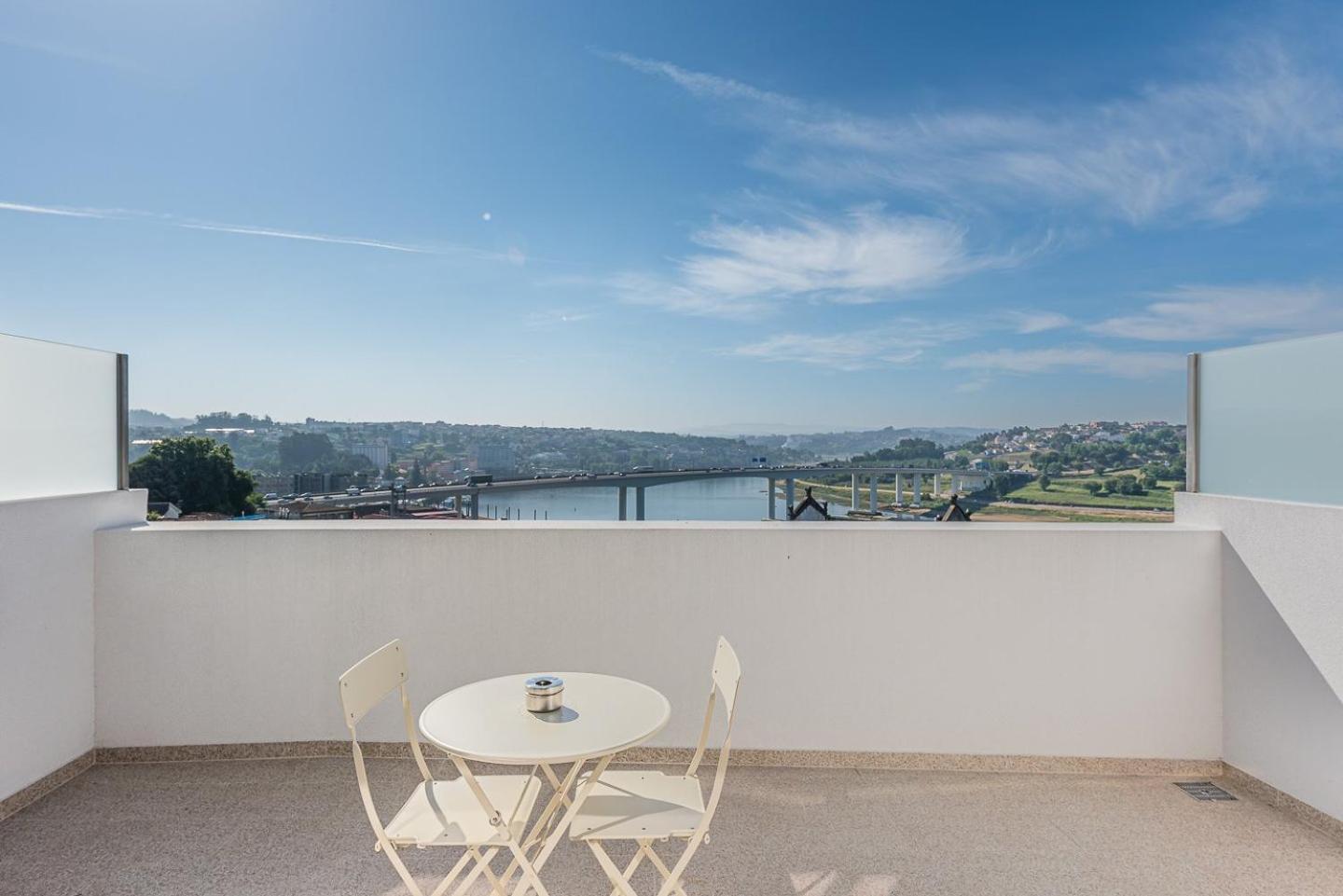 Guestready - Freixo Island - Douro Views Apartment Порто Екстериор снимка